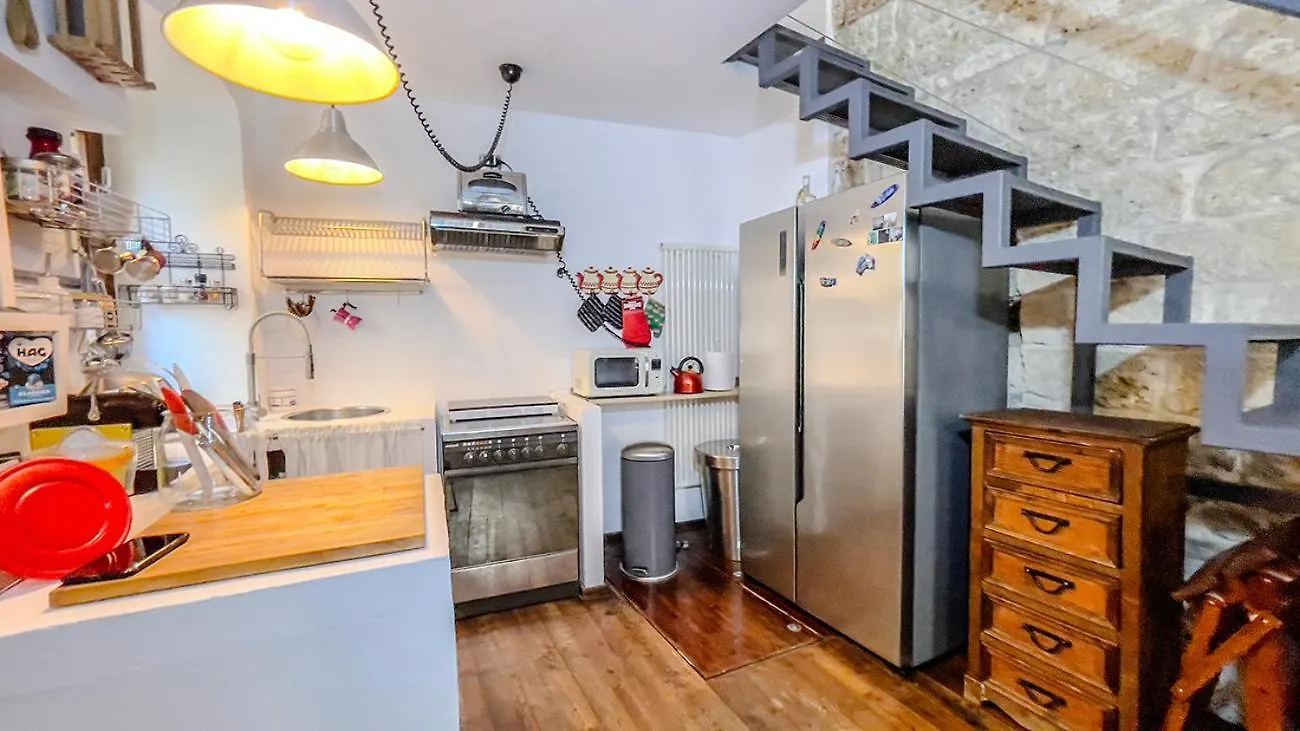 Il Rifugio Del Dottore 1 - Room And Upside Apartment In Bari Oldtown